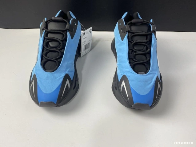 GZ3079 Yeezy MNVN Boost 'Bright 700 ADIDAS Cyan' 0715